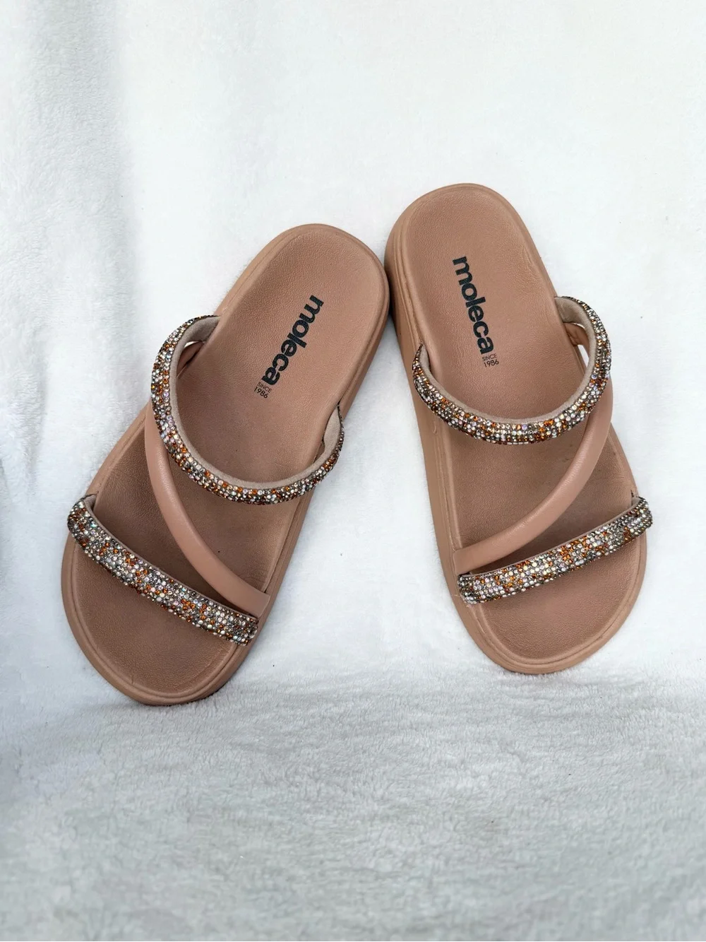 Moleca Big Girls' Blush Tan Slide Sandals with Sparkle Straps Size 4